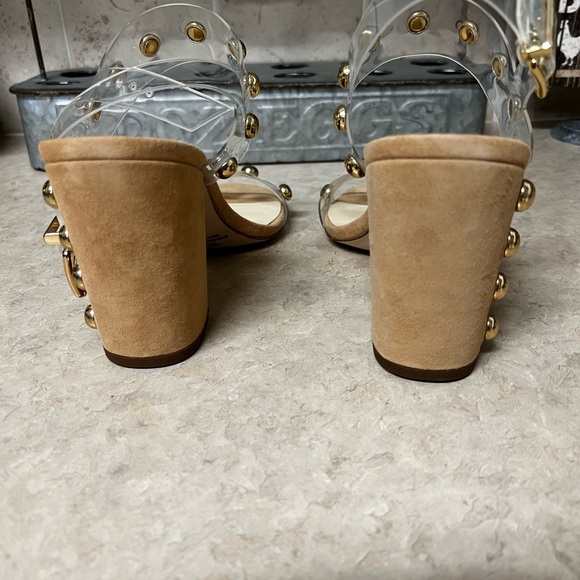 Jessica Simpson Oprina Heels - Picture 4 of 10